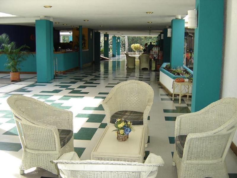 Hotel Guadaira Resort Melgar Exterior foto